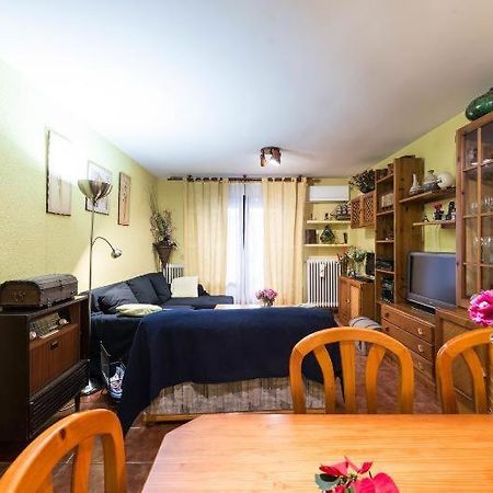 Apartament Vivienda Familiar Con Jardin Junto A Ifema Madryt Zewnętrze zdjęcie