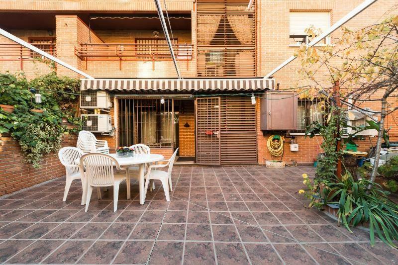 Apartament Vivienda Familiar Con Jardin Junto A Ifema Madryt Zewnętrze zdjęcie