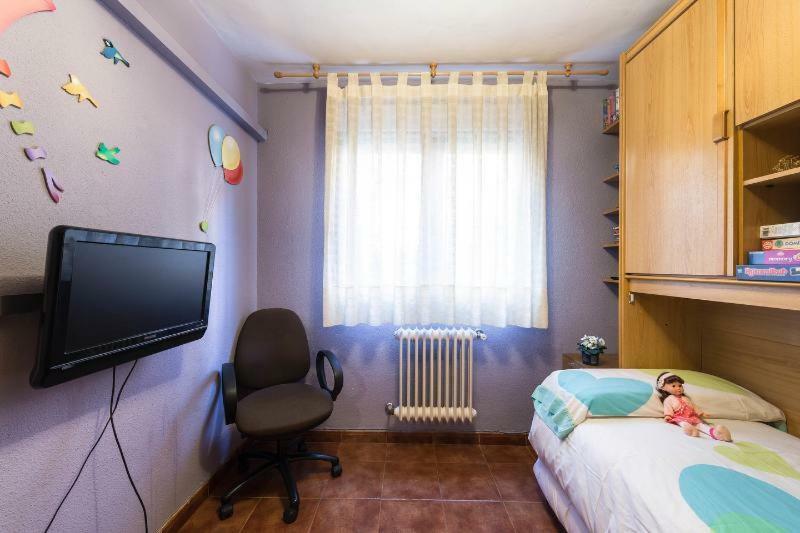 Apartament Vivienda Familiar Con Jardin Junto A Ifema Madryt Zewnętrze zdjęcie