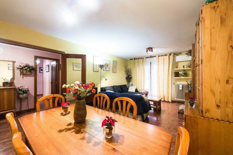 Apartament Vivienda Familiar Con Jardin Junto A Ifema Madryt Zewnętrze zdjęcie